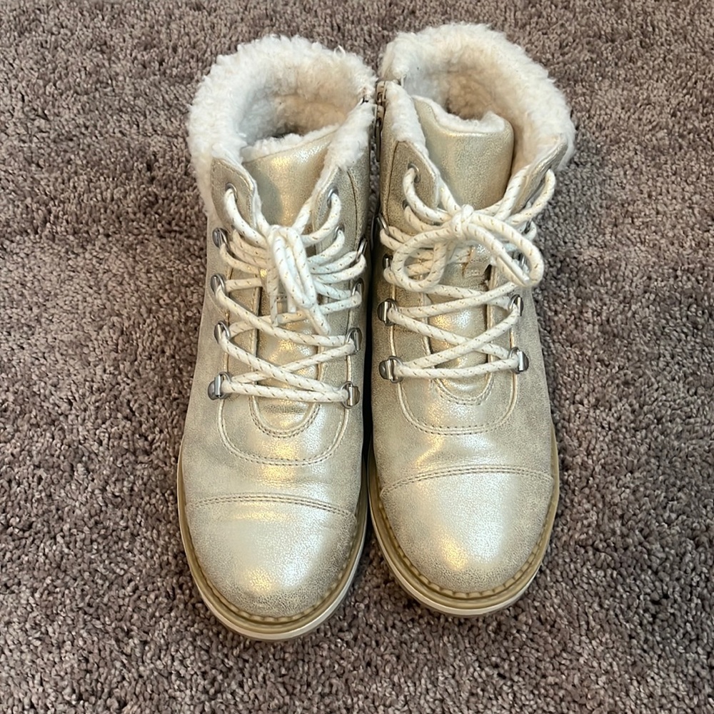 Cat & Jack Boots